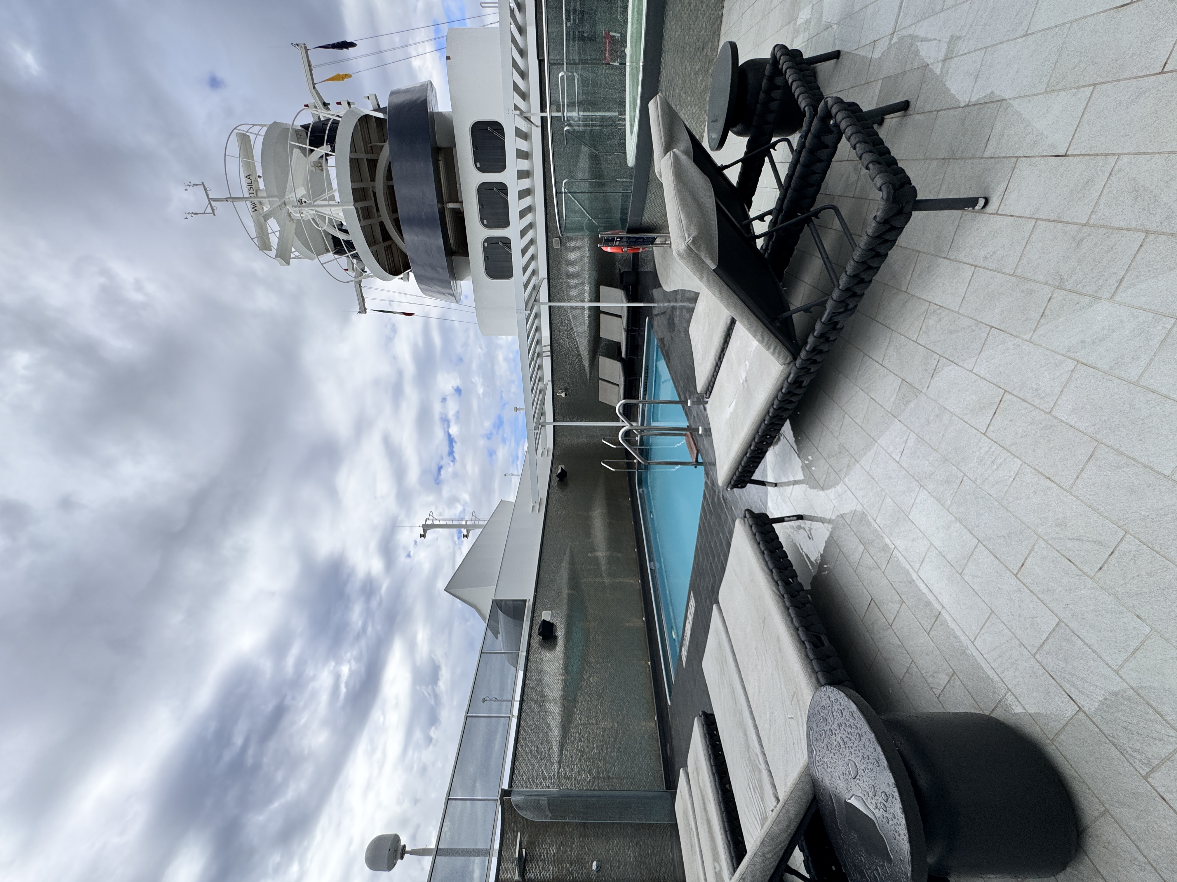 Yacht Club Pool